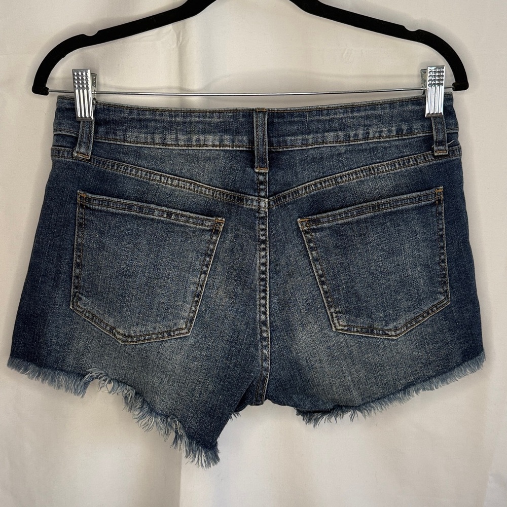 Just USA Willa Mid Rise Fray Hem Denim Shorts - Medium Blue - 28 / 6 - Picture 6 of 8